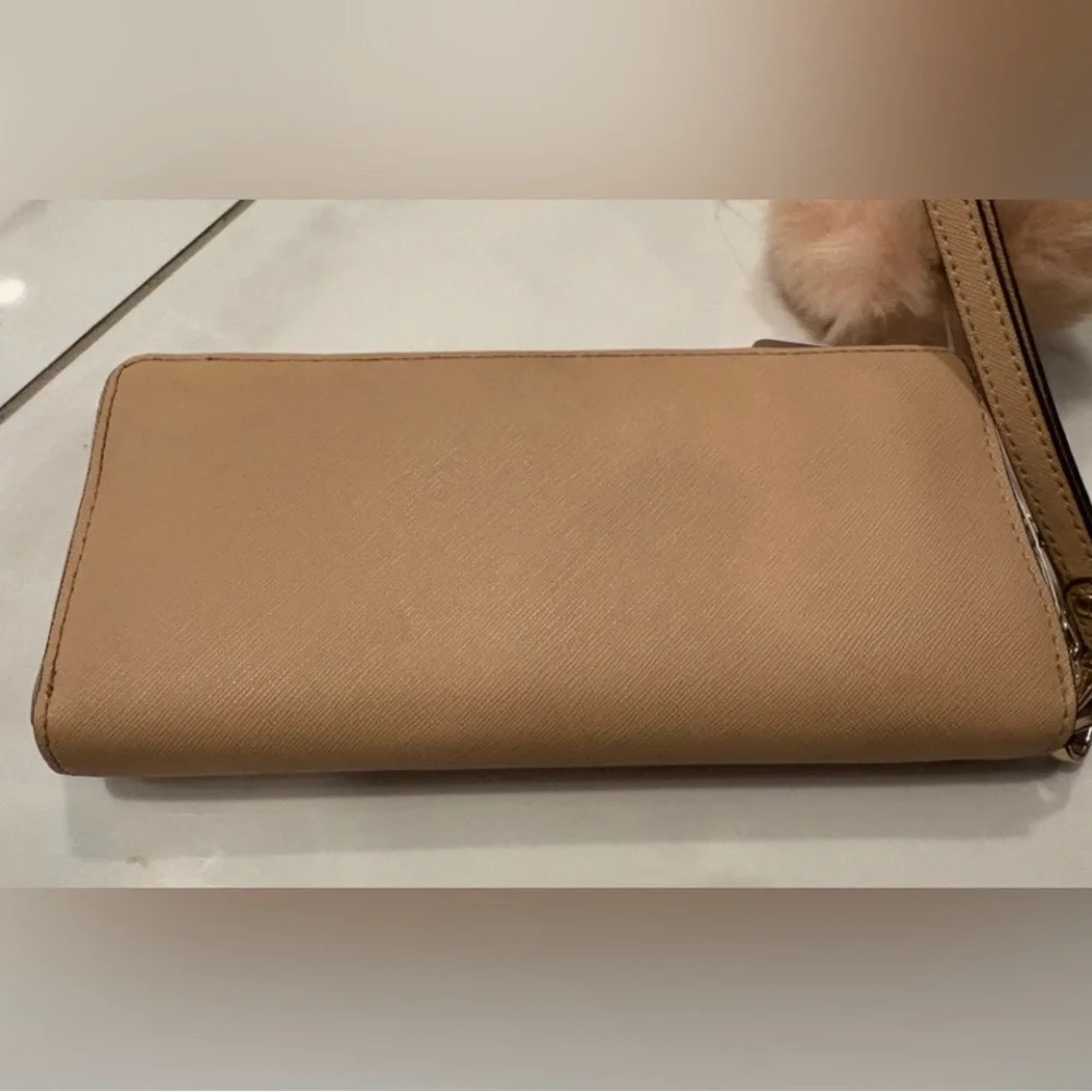 Michael Kors Jet Set Tan Wristlet Wallet